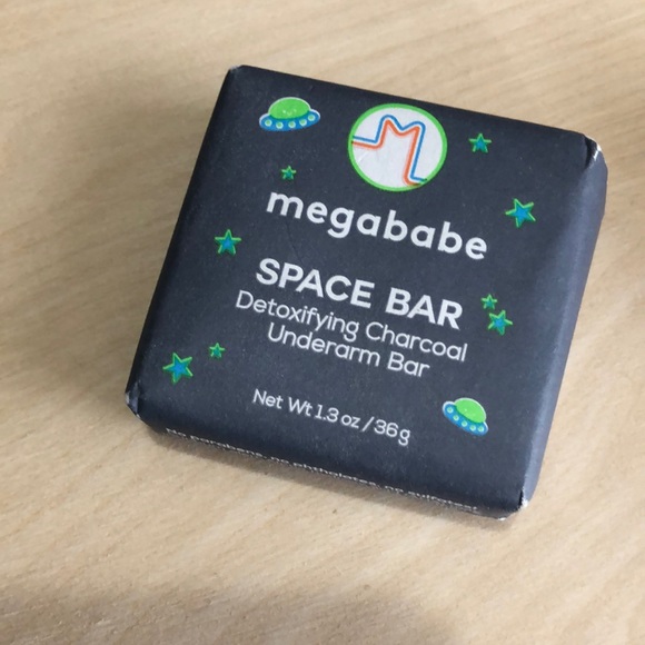 Sephora Skincare 525 Megababe Space Bar Detoxifying Charcoal